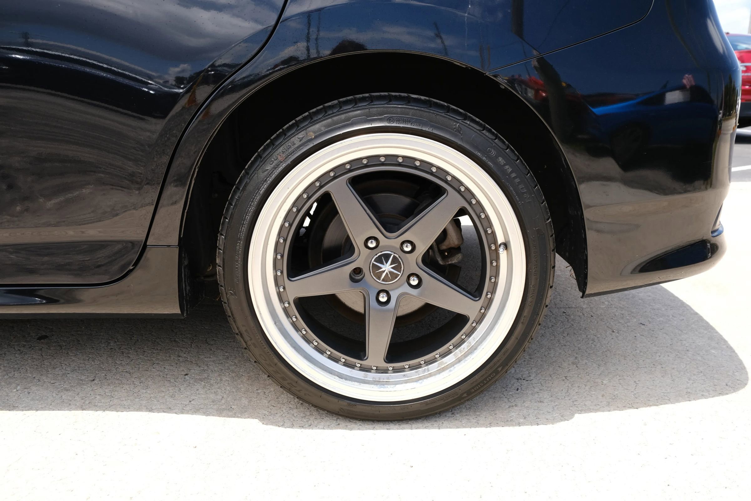 Used 2013 Toyota Matrix L w/ L Sport Pkg FWD image 16
