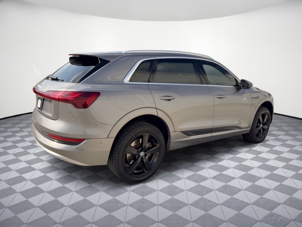 Used 2019 Audi e-tron Premium Plus AWD/4WD image 9
