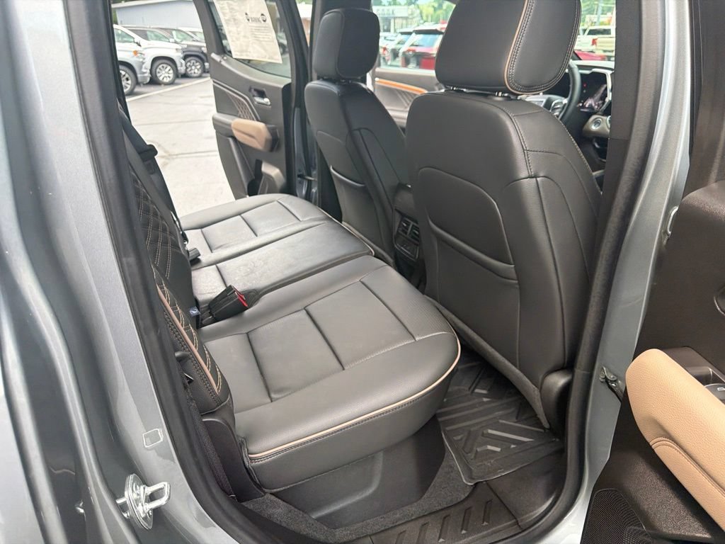 Certified 2025 GMC Canyon Denali AWD/4WD image 15