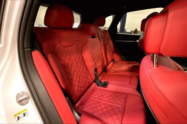 Certified 2024 Audi SQ5 Premium Plus w/ Premium Plus Package AWD/4WD image 27