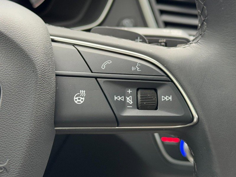 Used 2025 Audi Q5 2.0T Premium w/ Convenience Plus Package image 19