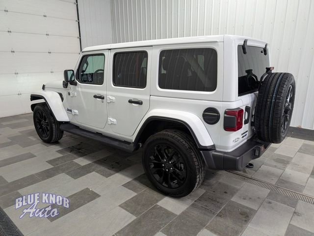Used 2025 Jeep Wrangler Unlimited Sahara AWD/4WD image 2