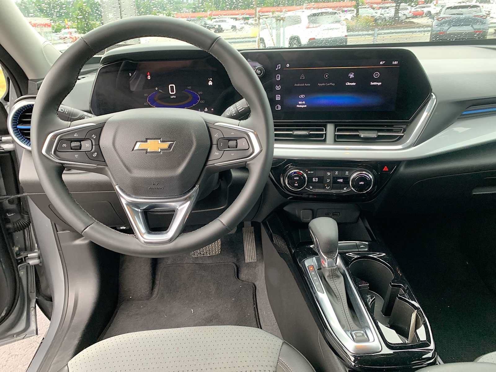 Certified 2024 Chevrolet Trax LT w/ LT Convenience Package FWD image 19