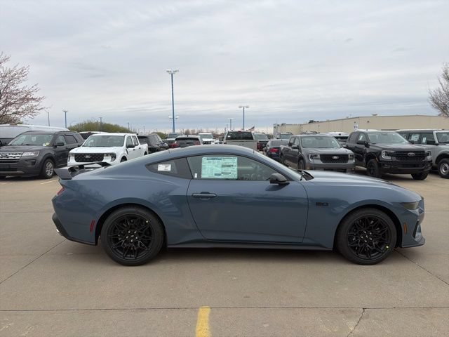 New 2026 Ford Mustang GT w/ GT Performance Package RWD image 4