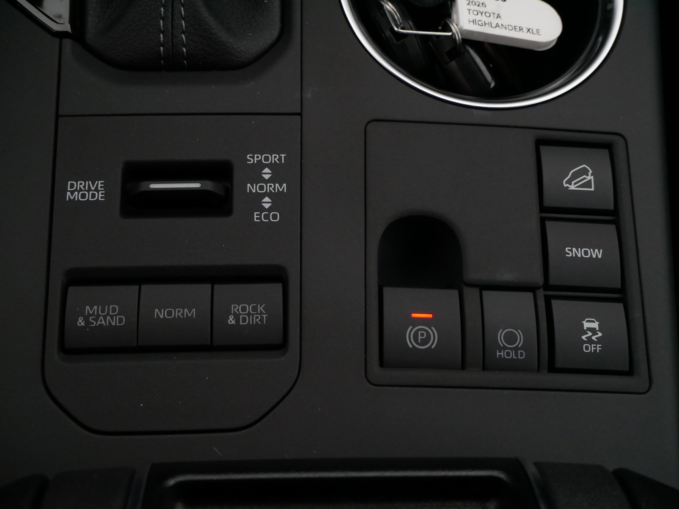 Certified 2026 Toyota Highlander XLE image 25