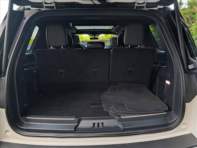 Used 2024 Lincoln Navigator Reserve AWD/4WD image 24