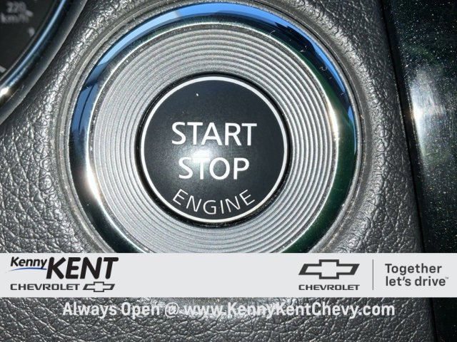 Used 2018 Nissan Rogue Sport SL w/ SL Premium Package image 23