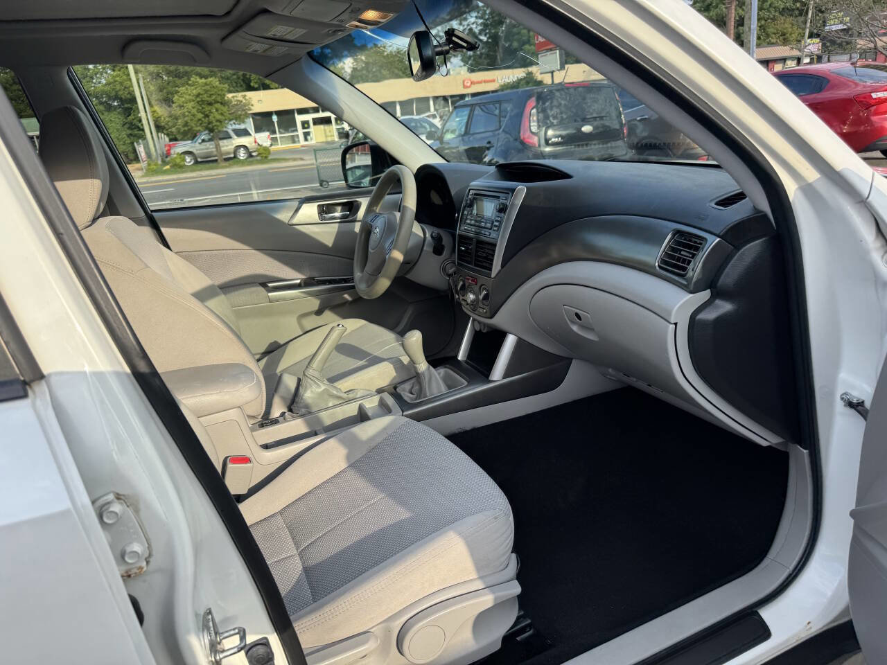 Used 2013 Subaru Forester 2.5X Premium w/ Popular Pkg 3 image 38