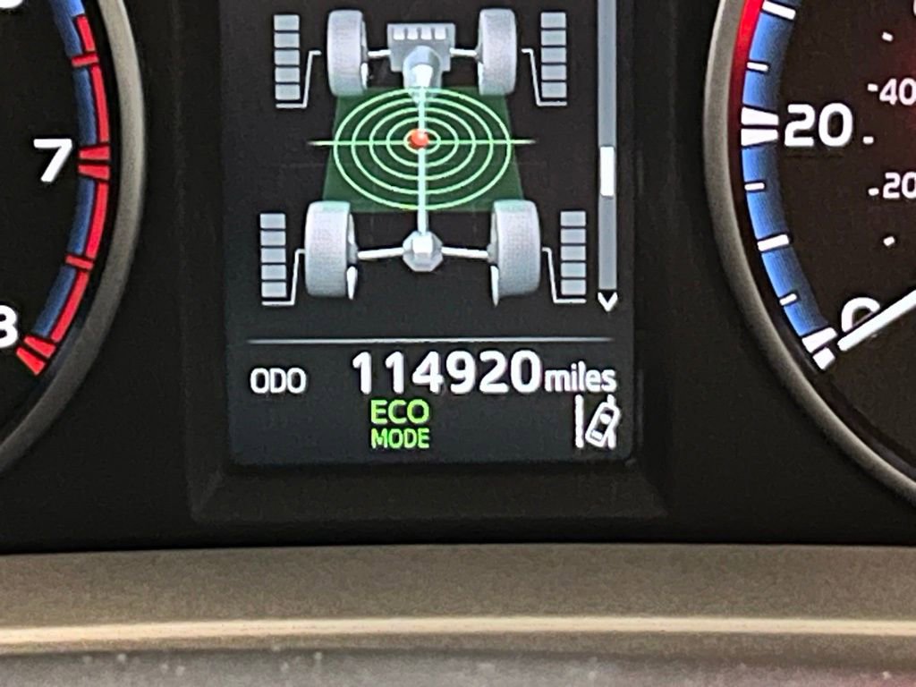 Used 2017 Toyota RAV4 LE image 20