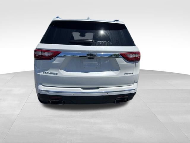 Used 2019 Chevrolet Traverse Premier w/ Driver Confidence II Package FWD image 6