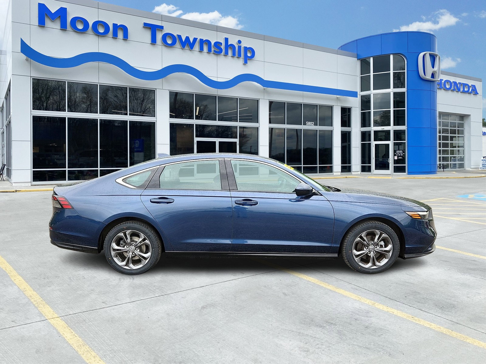 Used 2024 Honda Accord EX image 7