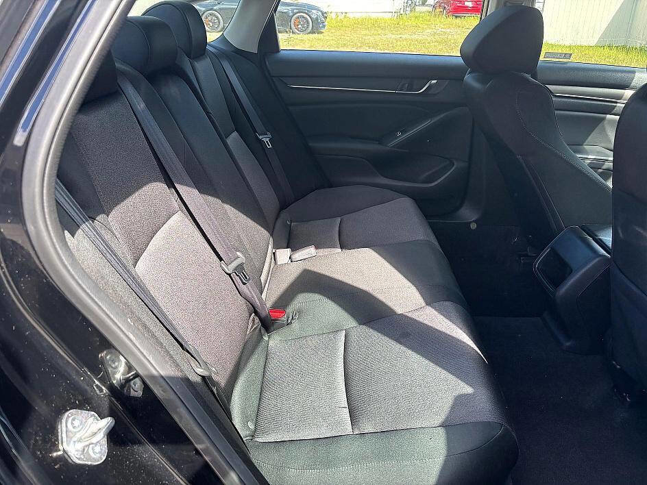 Used 2018 Honda Accord LX image 16