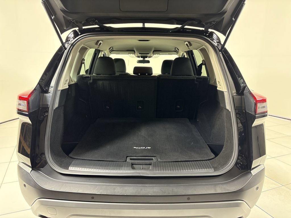 Used 2023 Nissan Rogue S FWD image 19