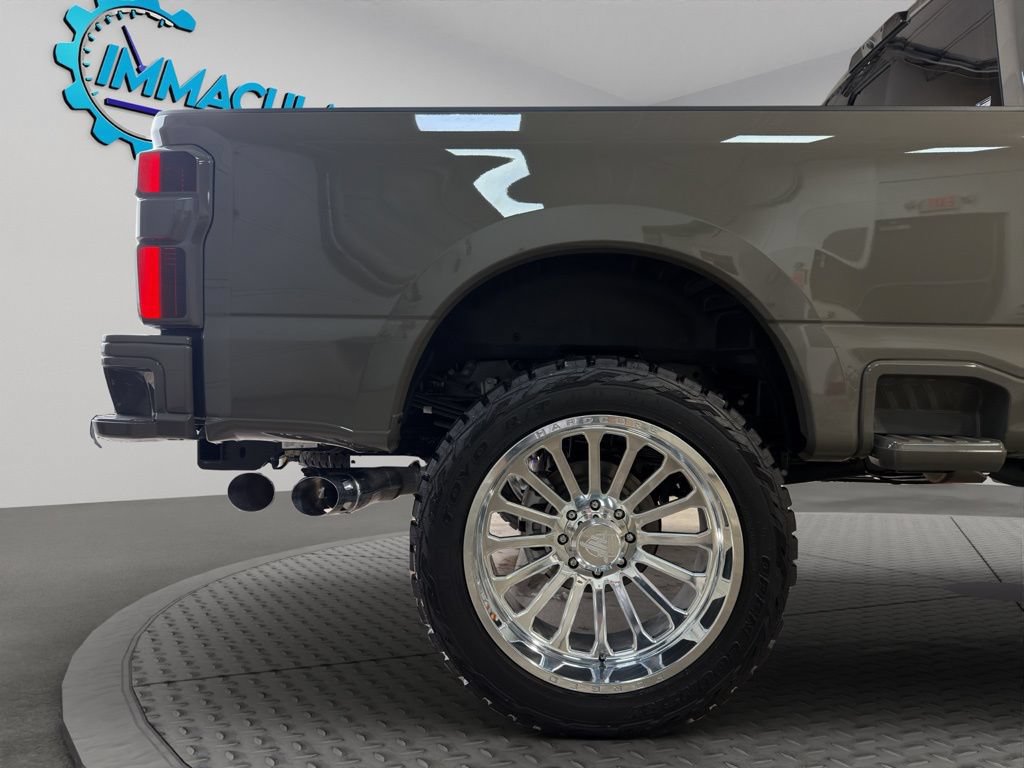 Used 2026 Ford F350 Platinum w/ Platinum Plus Package AWD/4WD image 24