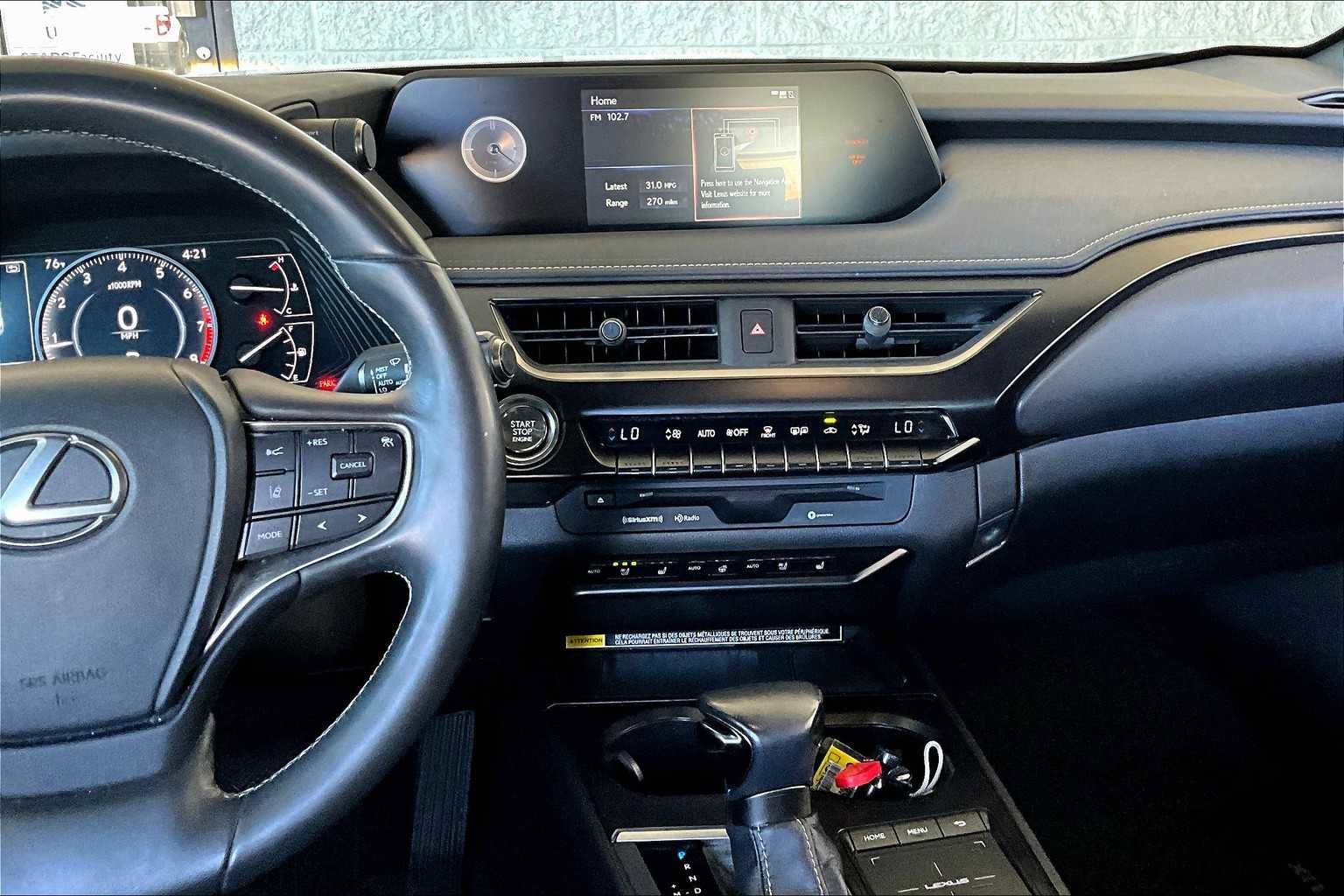 Used 2022 Lexus UX 200 w/ Premium Package image 6