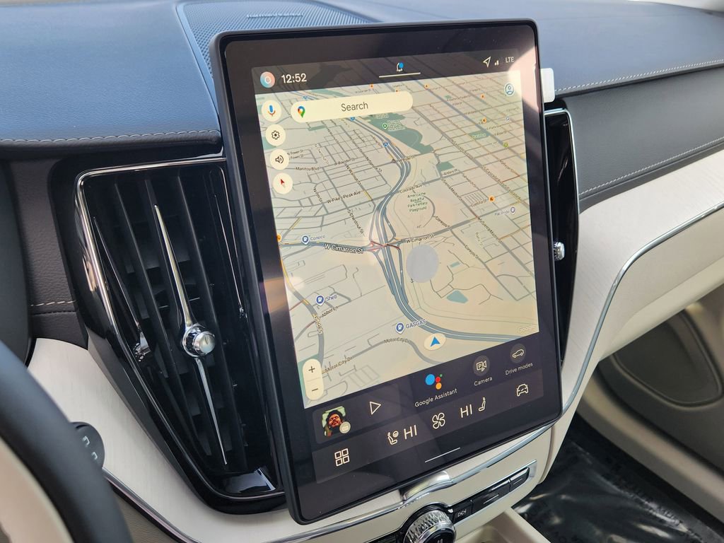 New 2026 Volvo XC60 T8 Ultra w/ Protection Package Premier image 8