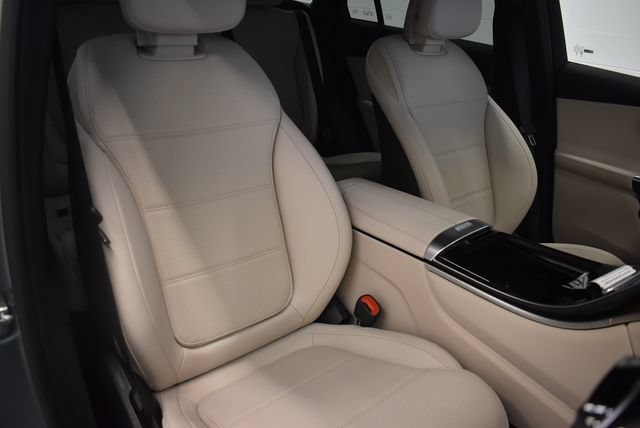New 2027 Mercedes-Benz GLC 300 4MATIC image 6