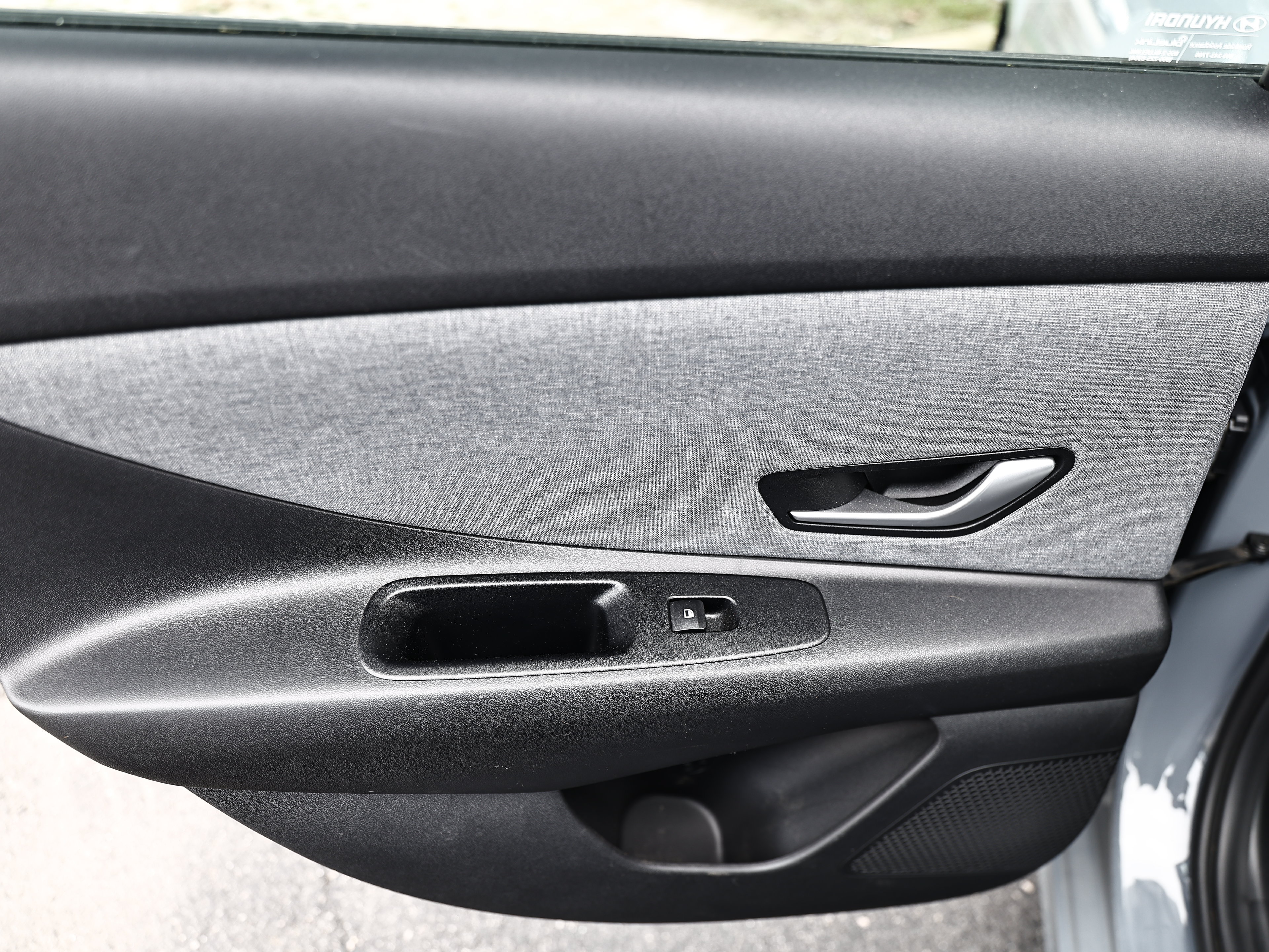 Used 2023 Hyundai Elantra Limited FWD image 25
