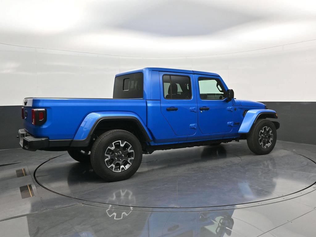 Used 2025 Jeep Gladiator Sport AWD/4WD image 8