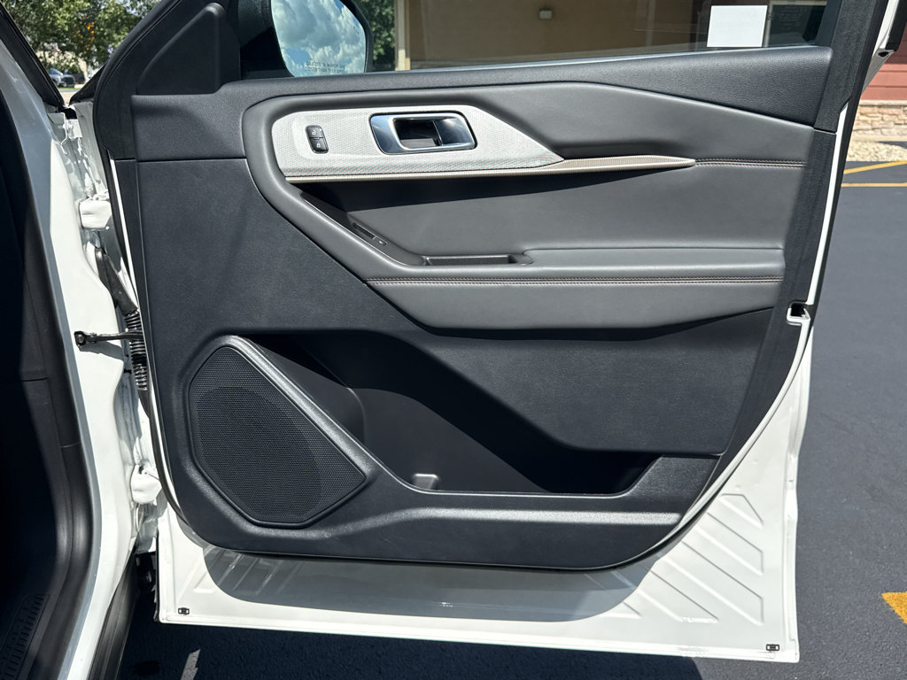 New 2026 Ford Explorer Active w/ Active Comfort Package AWD/4WD image 29