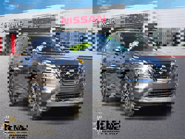 Used 2021 Nissan Rogue SV