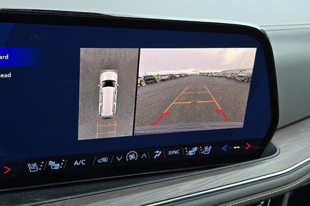 New 2026 Chevrolet Suburban Premier AWD/4WD image 25