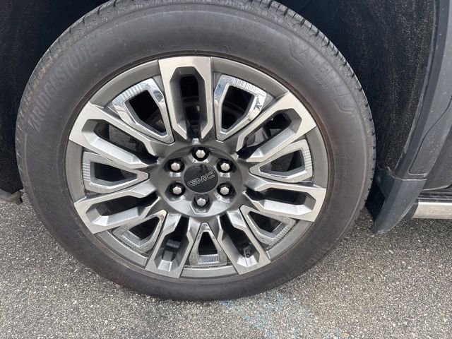 Used 2024 GMC Sierra 1500 Denali Ultimate image 3