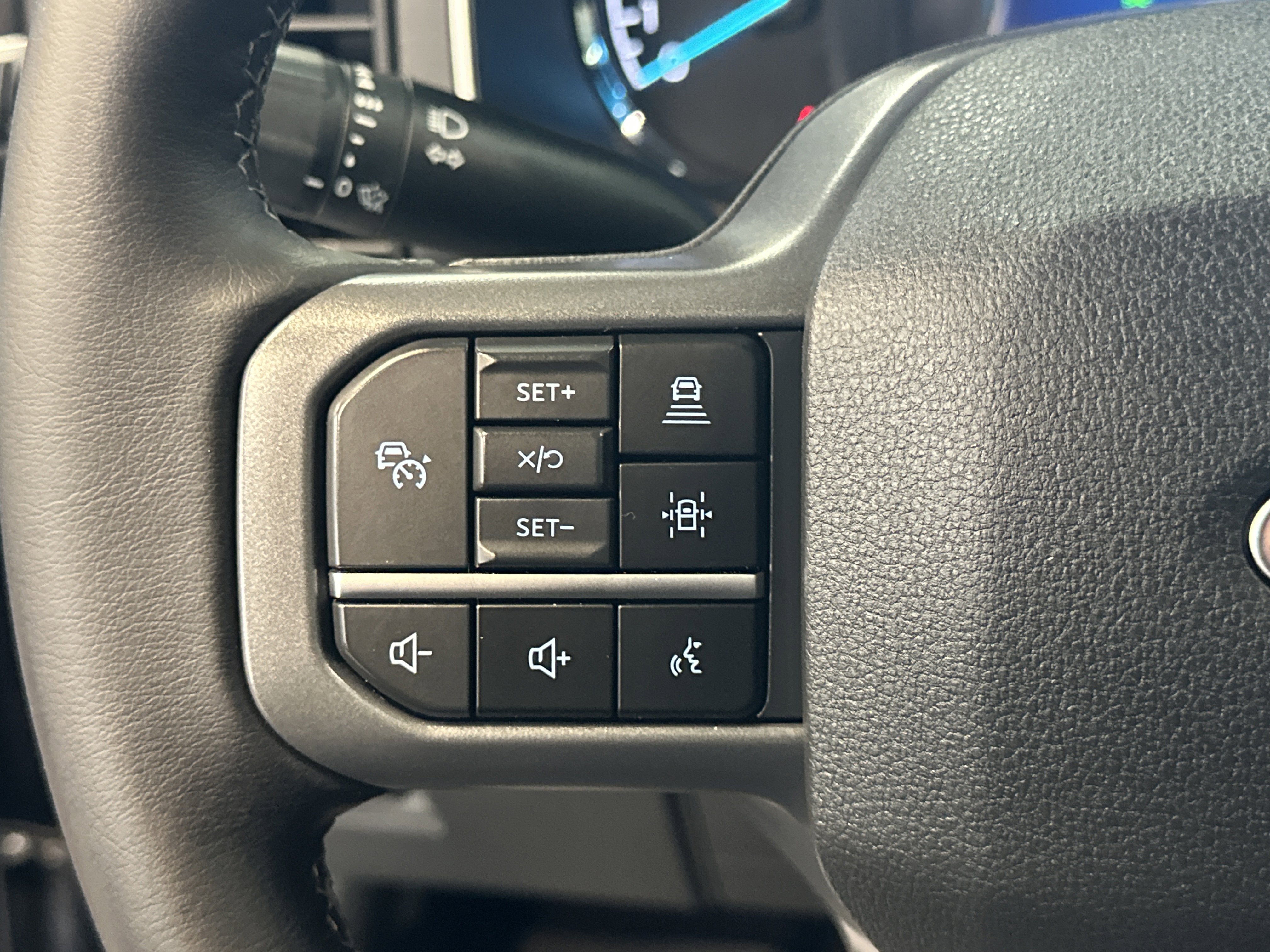 Used 2023 Ford F150 XLT w/ Equipment Group 302A High image 36