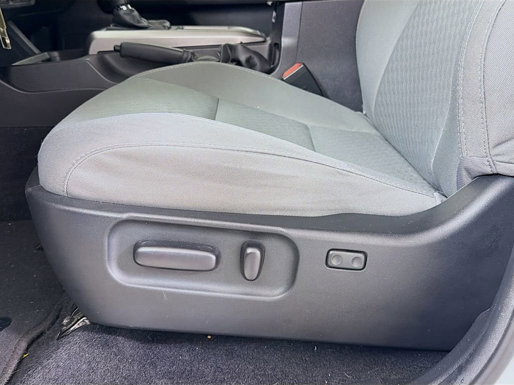 Used 2021 Toyota Tacoma SR5 image 21