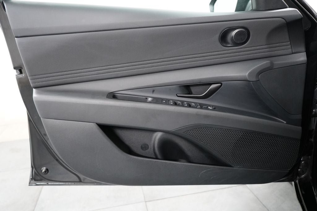 Used 2026 Hyundai Elantra Sport FWD image 26
