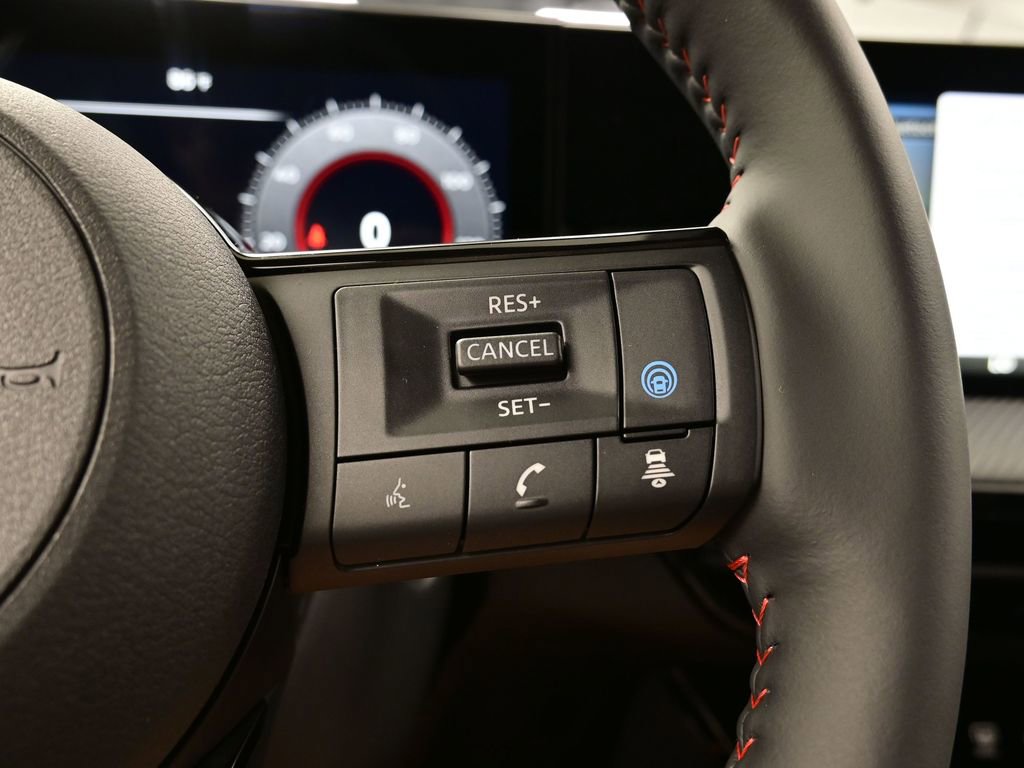 New 2026 Nissan Kicks SR w/ SR Premium Package image 5