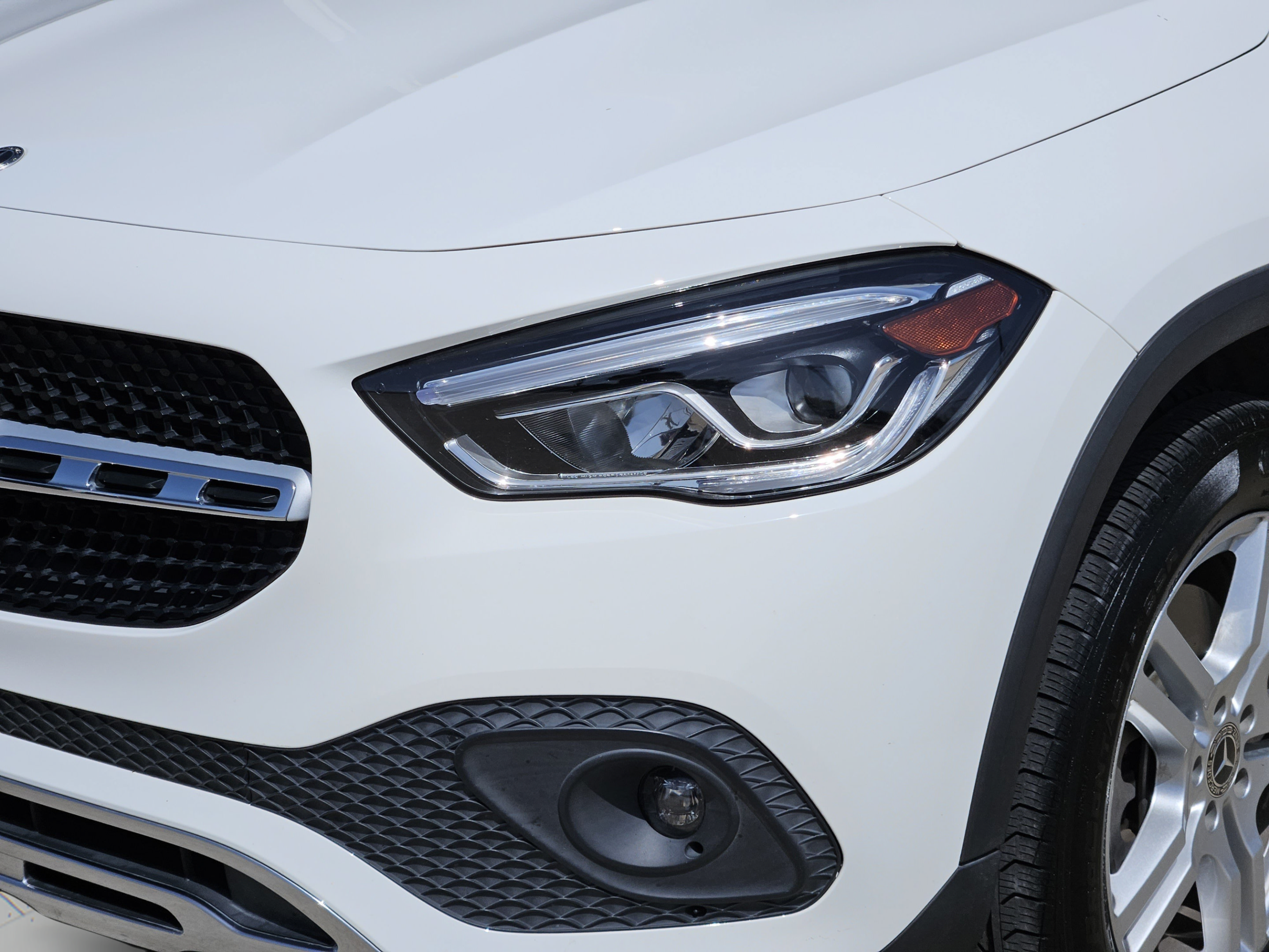 Certified 2022 Mercedes-Benz GLA 250 w/ Premium Package Lite image 28