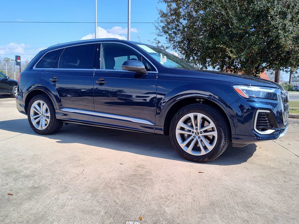 Certified 2025 Audi Q7 2.0T Premium w/ Convenience Package AWD/4WD image 14
