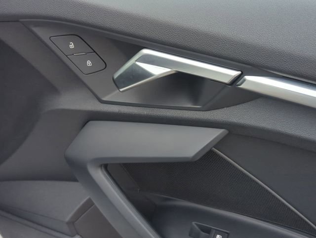 Used 2023 Audi A3 2.0T Premium image 28