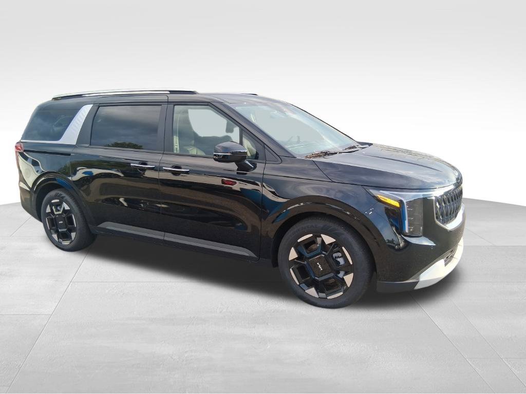 Certified 2026 Kia Carnival EX FWD image 4