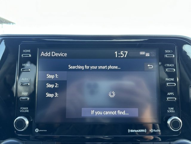 Used 2022 Toyota Highlander XLE image 21