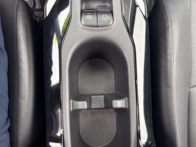 Used 2024 Toyota Corolla Cross XLE w/ Convenience Package AWD/4WD image 32