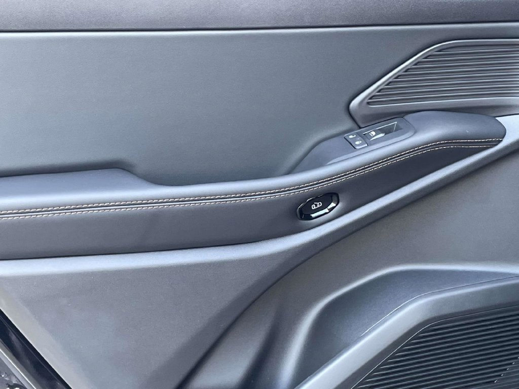 New 2026 Jeep Cherokee Limited AWD/4WD image 19