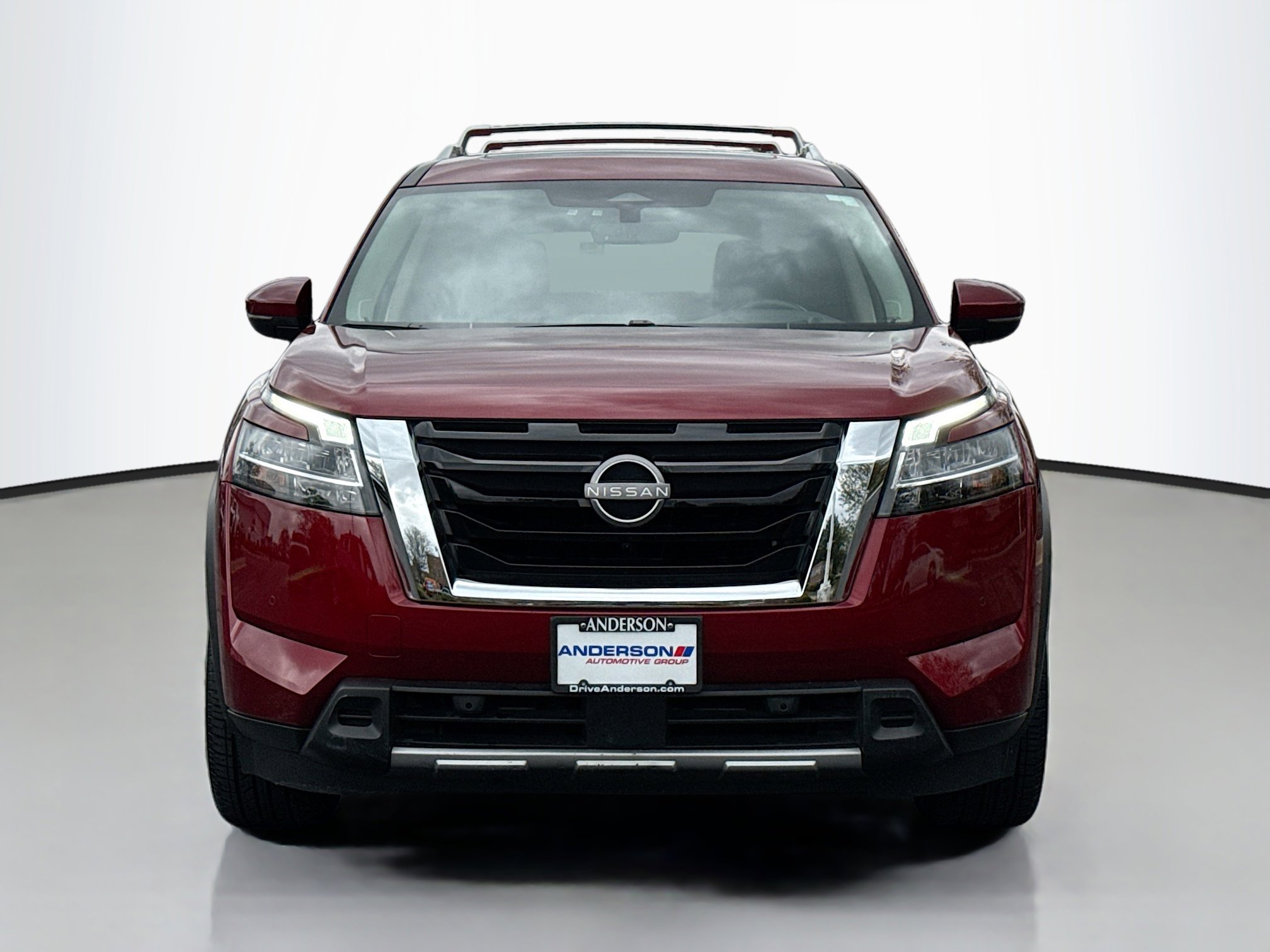 Used 2023 Nissan Pathfinder Platinum AWD/4WD image 18