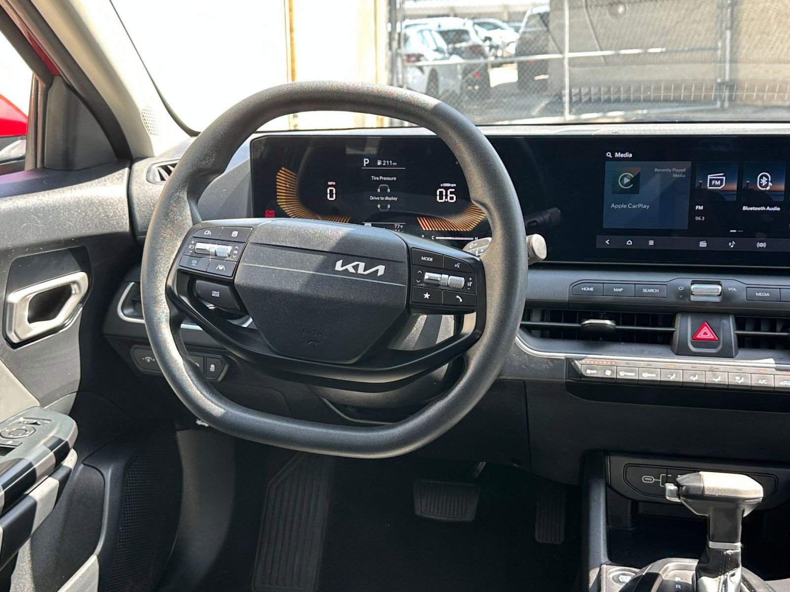 Used 2025 Kia K4 FWD image 33