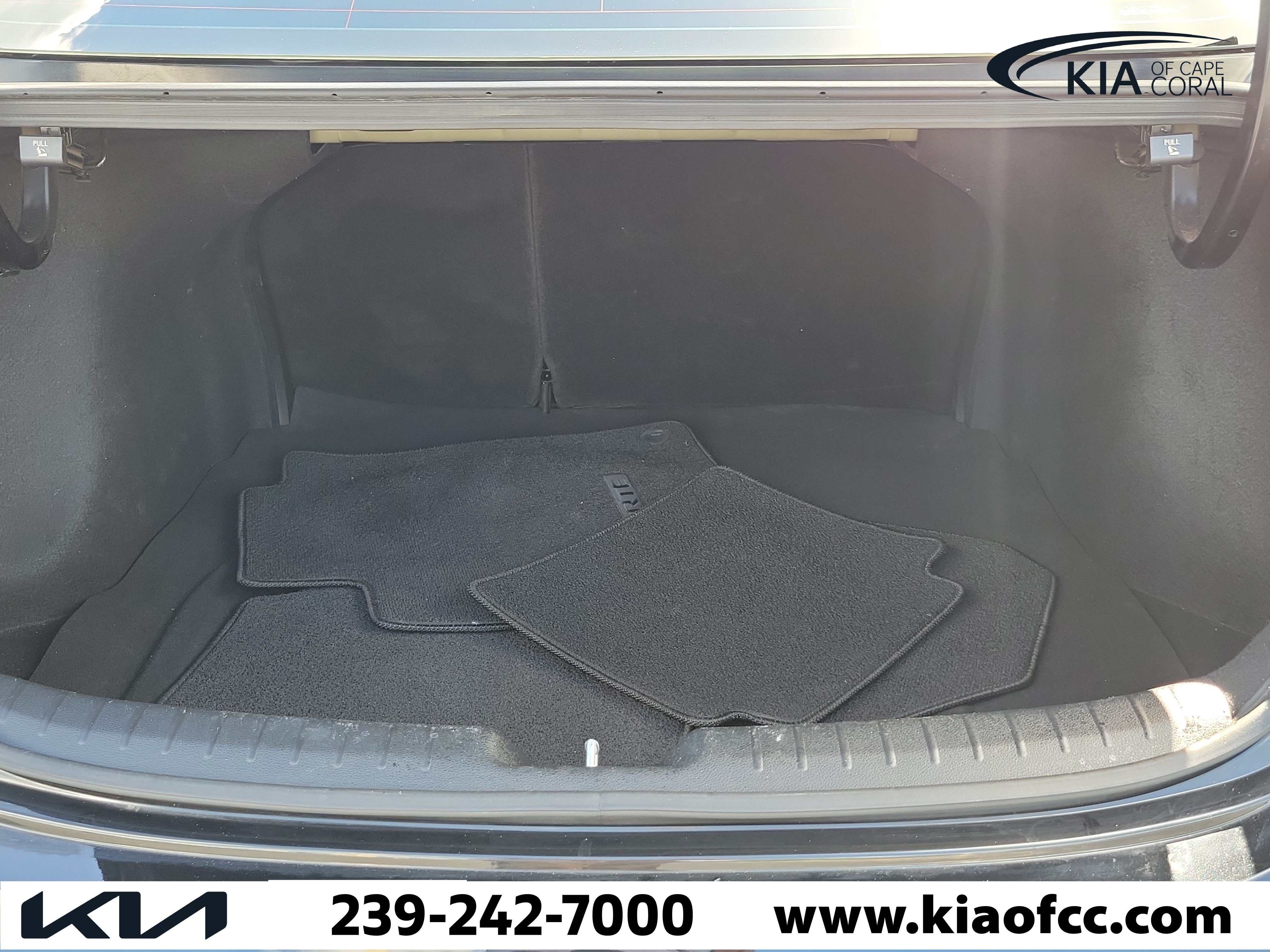 Certified 2023 Kia Forte LXS w/ LXS Technology Package FWD image 11