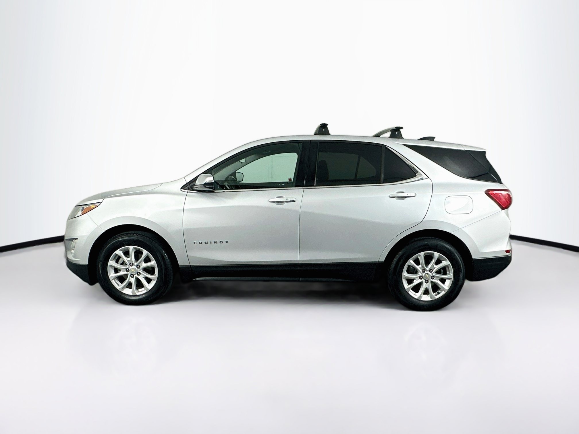 Used 2019 Chevrolet Equinox LT FWD image 4