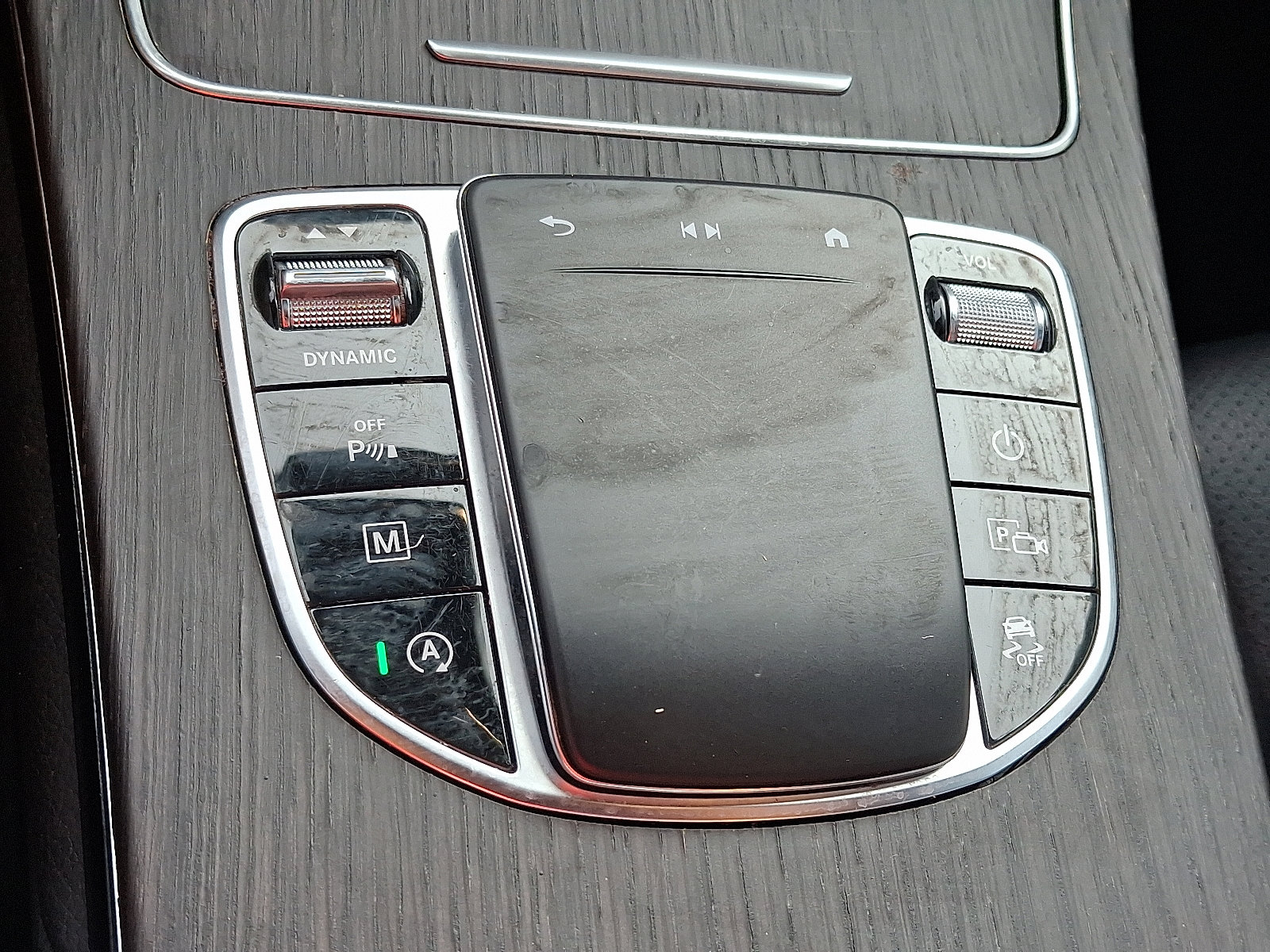 Used 2022 Mercedes-Benz GLC 300 4MATIC SUV image 24