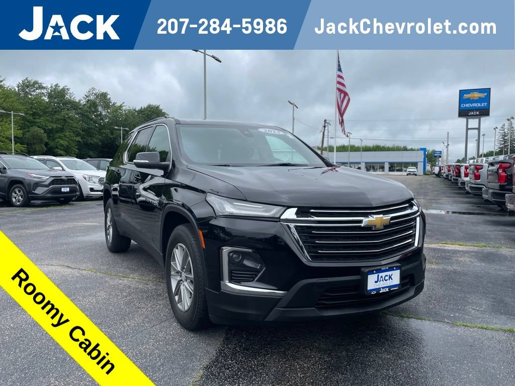 Used 2023 Chevrolet Traverse LT w/ LPO, Floor Liner Package AWD/4WD image 1
