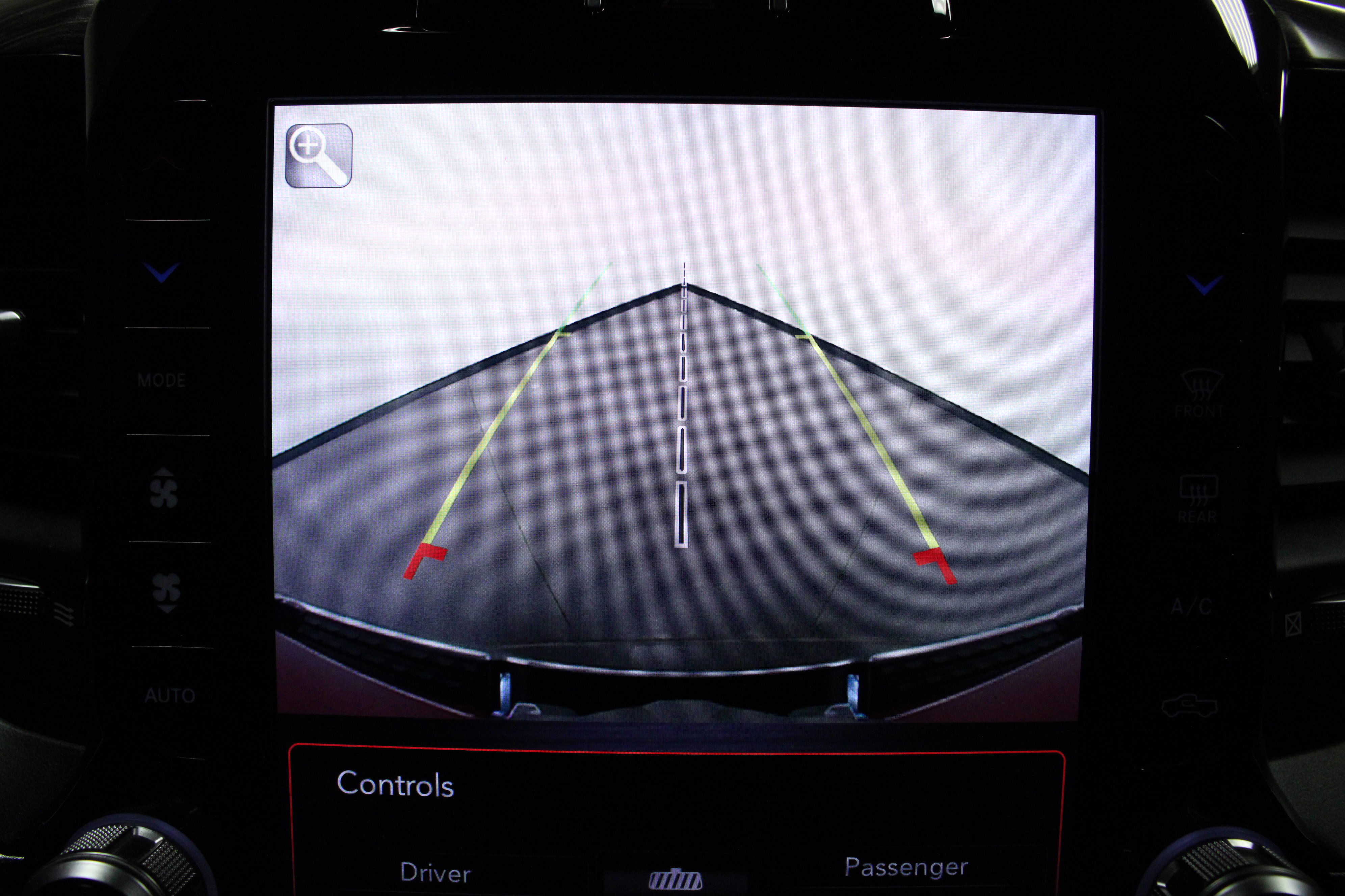 Used 2019 RAM 1500 Laramie image 29