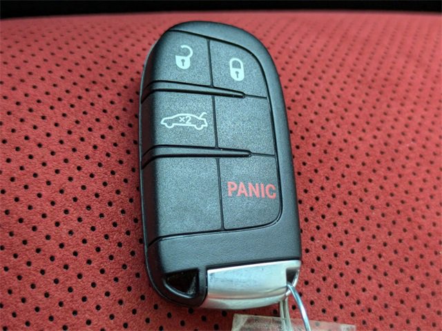 Used 2015 Dodge Challenger SRT Hellcat image 34