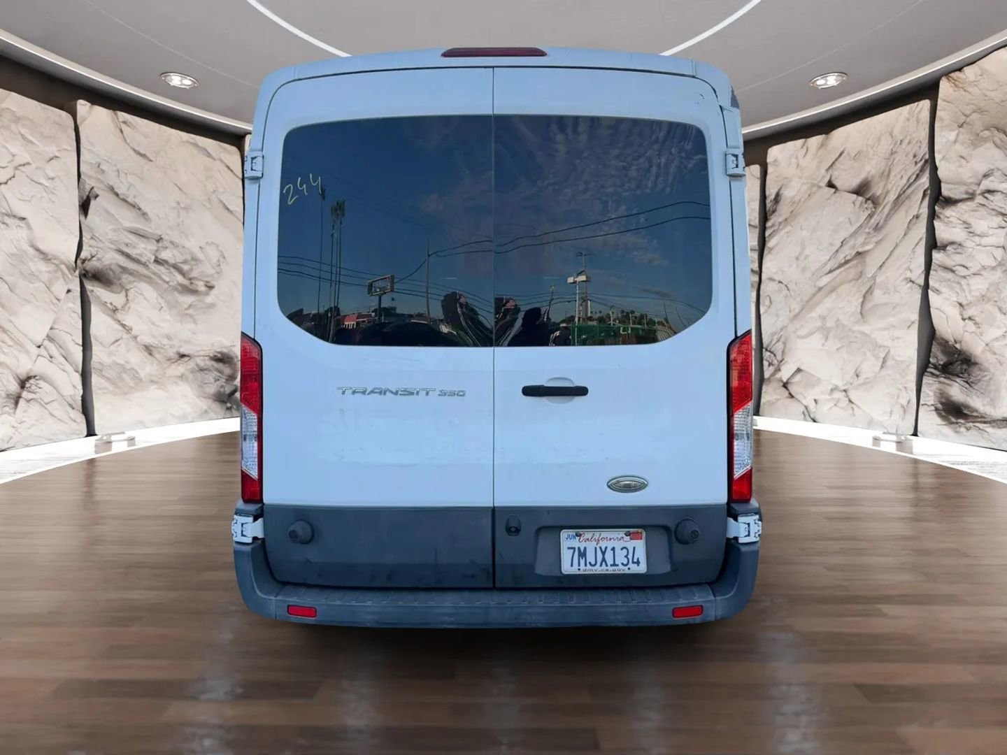 Used 2015 Ford Transit 350 XL image 7