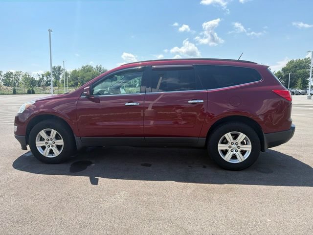 Used 2010 Chevrolet Traverse LT FWD image 11
