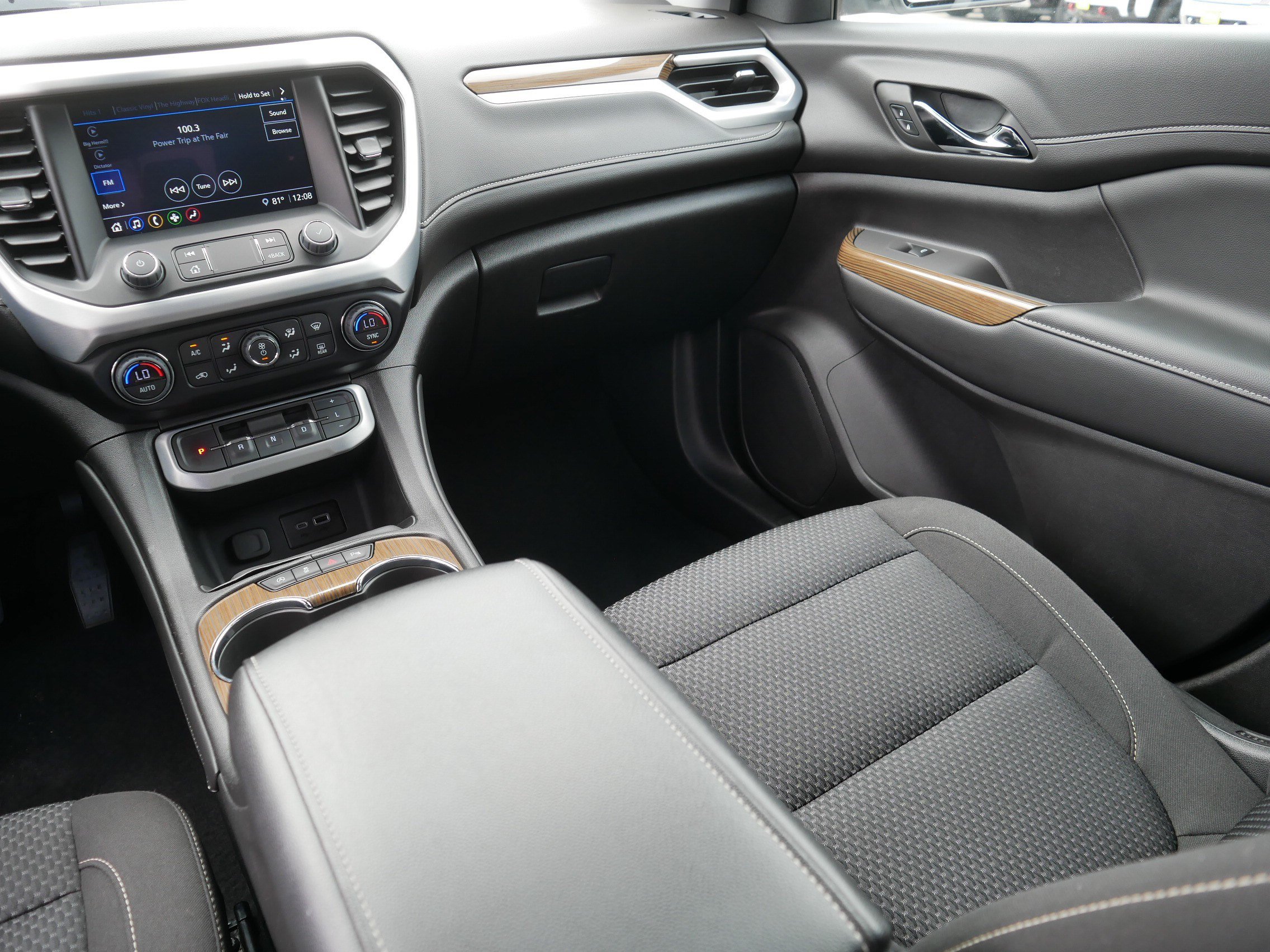 Used 2022 GMC Acadia SLE w/ Driver Convenience Package AWD/4WD image 11