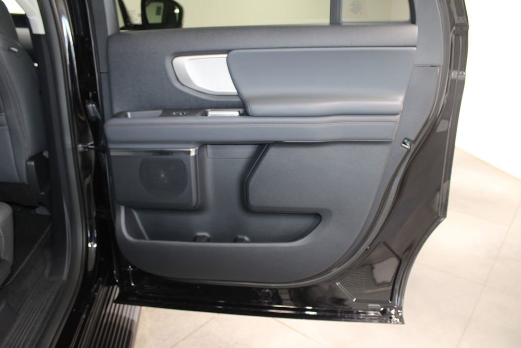 New 2025 Ford Expedition Max Active image 38